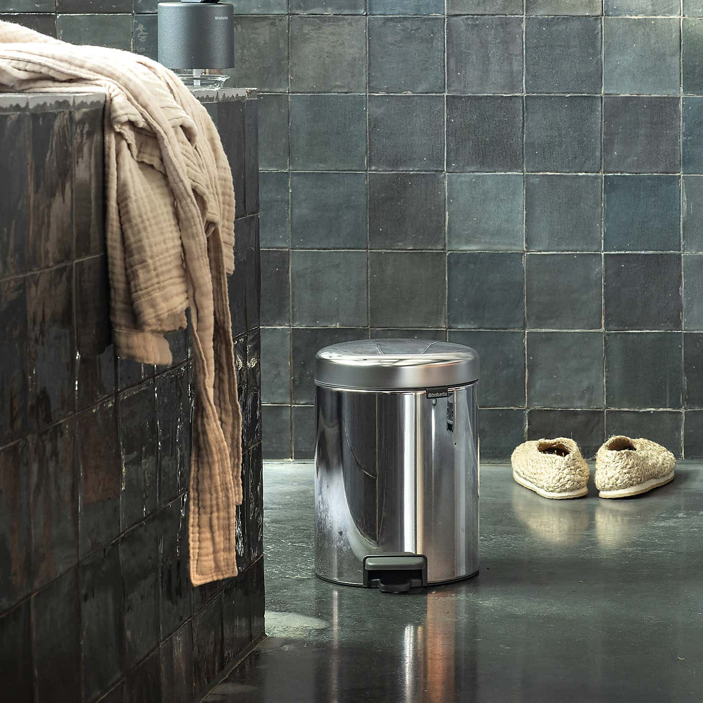 Image of Hotel Room Waste Bins