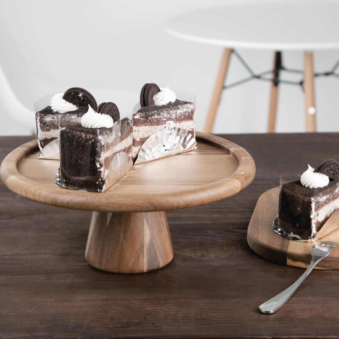 Image of Cake Presentation & Storage