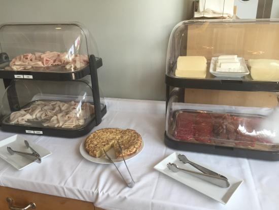Image of Chilled Buffet Servers