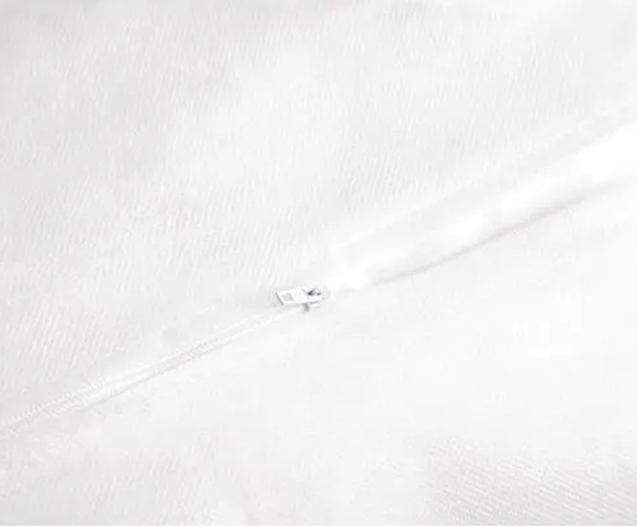 Mitre Essentials GU455 Duvet Protector King banner