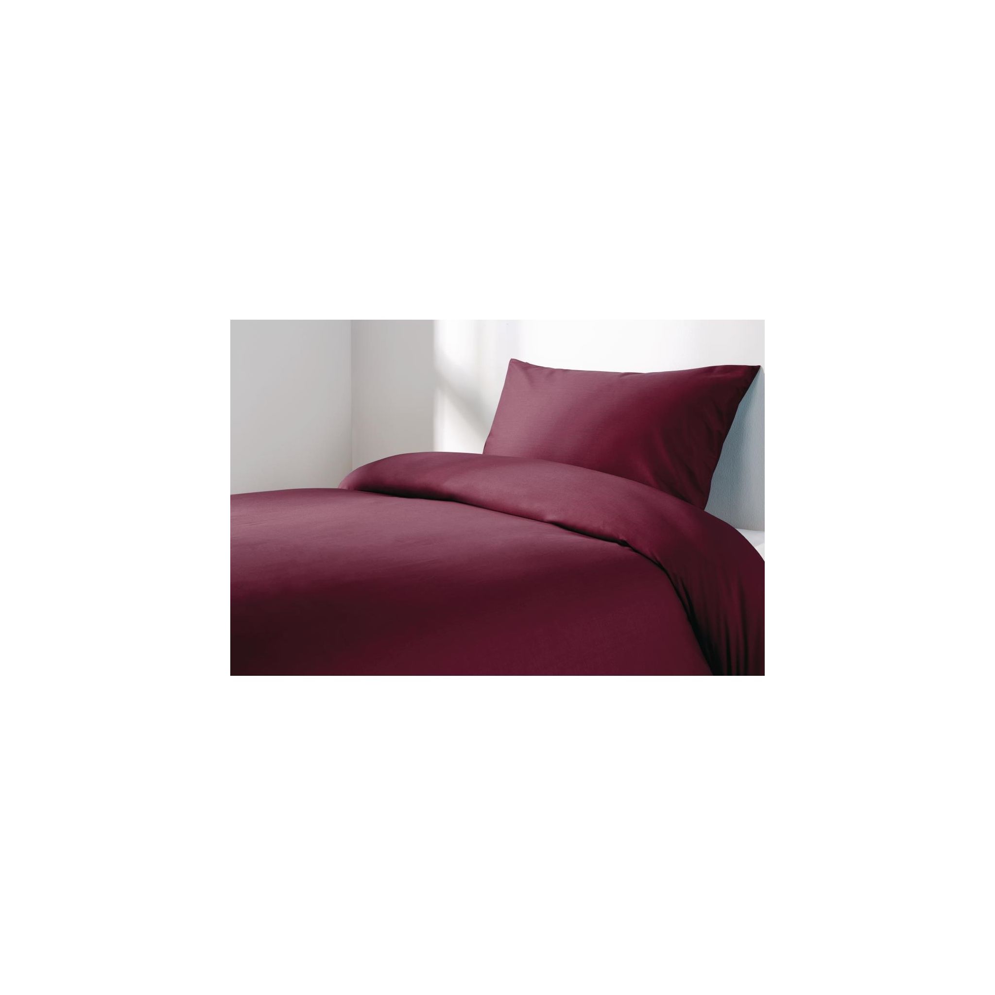 Mitre Essentials Spectrum GU302 Fitted Sheet Claret Small Double