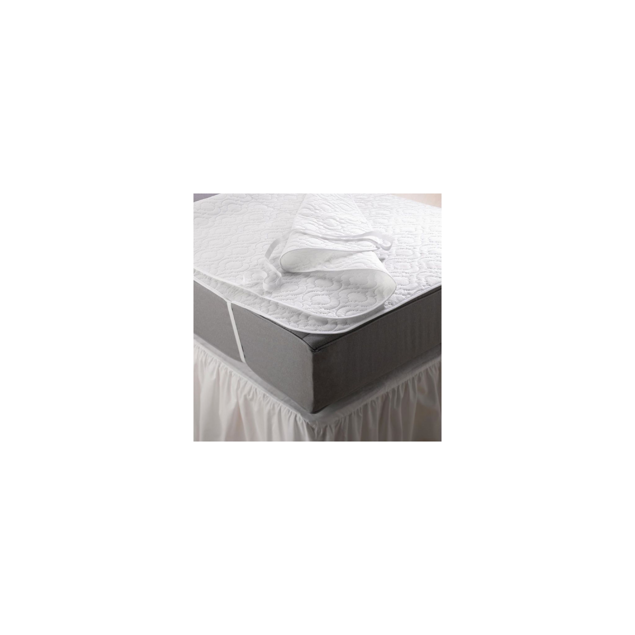 Mitre Essentials GU559 Quilted Polyproplene Mattress Protector Super King
