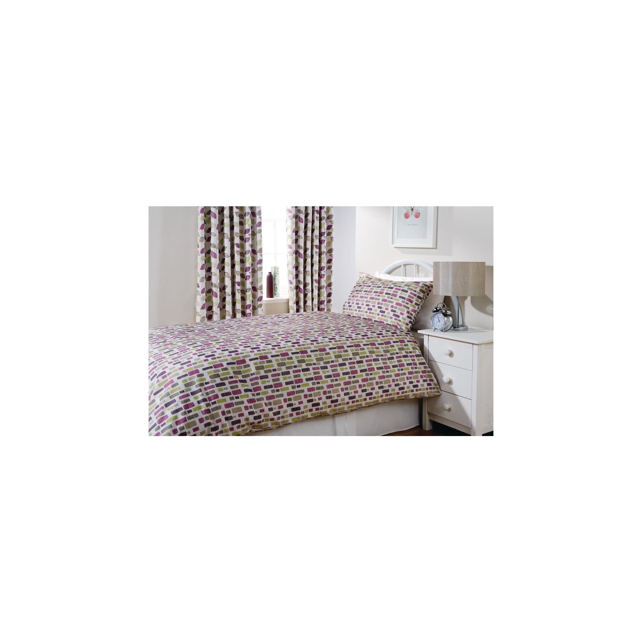 Mitre Essentials Florence GU368 Pebble Pillowcase Damson