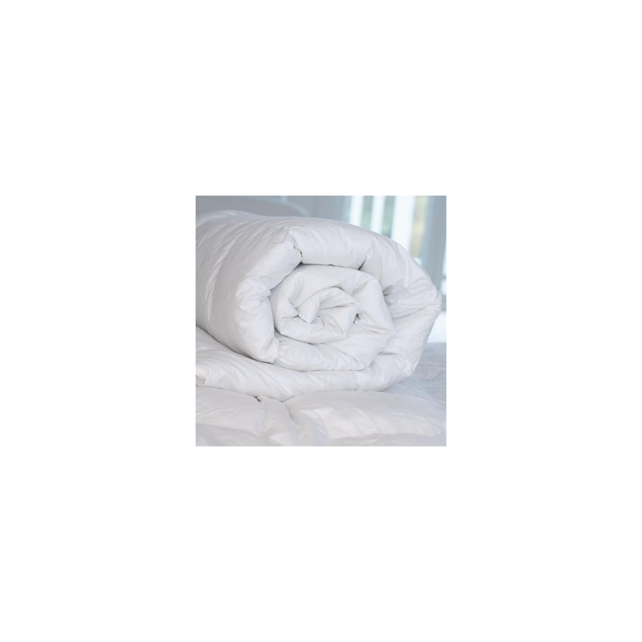 Mitre Essentials GU454 Duvet Protector Double