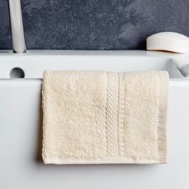 Mitre Essentials HB627
