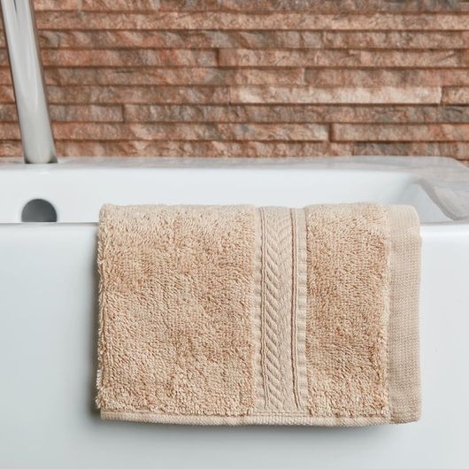 Mitre Essentials HB624