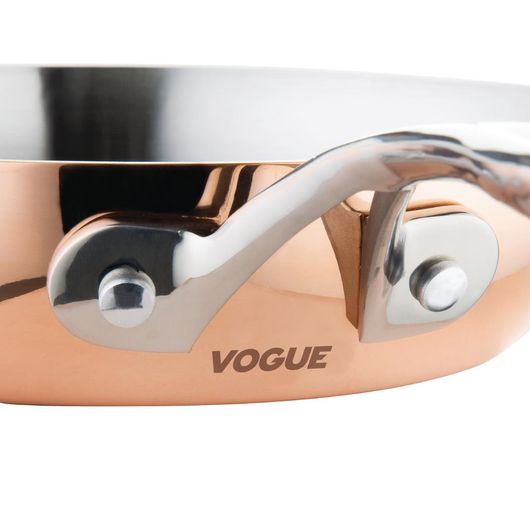 Vogue CM678